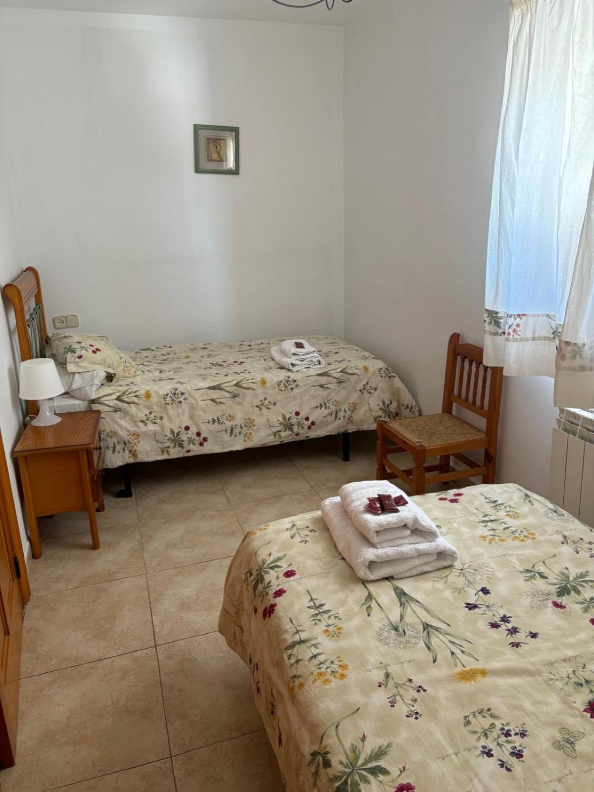 Hotel Rural Altogredos Hoyos del Espino Exterior foto